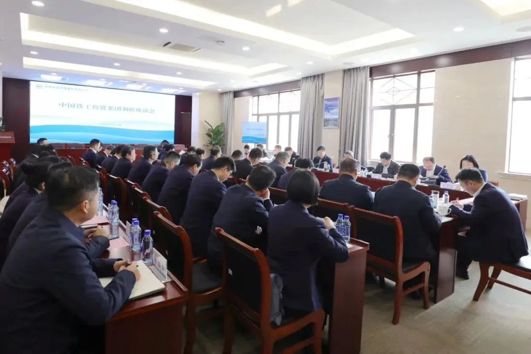 集團公司黨委書記、董事長張學(xué)軍到中鐵市政環(huán)境公司調(diào)研