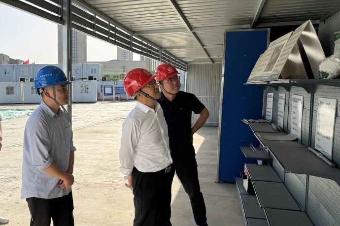 公司黨委書記、董事長高學(xué)武到西兆通再生水廠和地上公園項目檢查指導(dǎo)工作